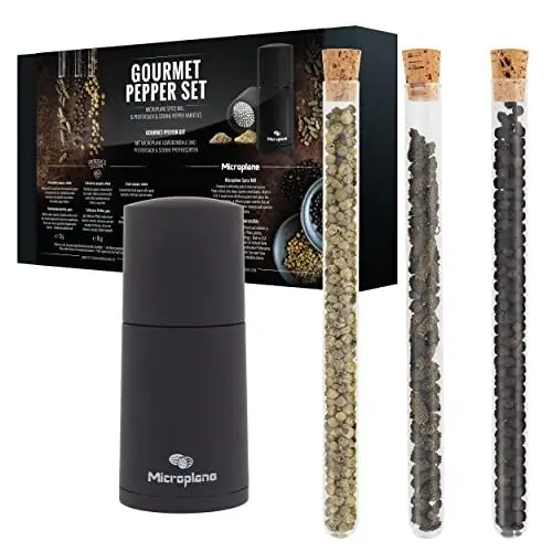 Produktbild: Microplane Gewürzmühle im Set mit Tellicherry Pfeffer, Grüner Pfeffer & Schokoladenpfeffer