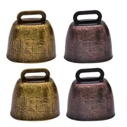 Produktbild: Milisten 4 Stück Mini Kuhglocke Ziegenglocke Metall Klingelglocke Hängende Glocke Jangle Glocke Charme für DIY Basteln Handwerk Weihnachtsbaumschmuck Weihnachten Party Dekoration