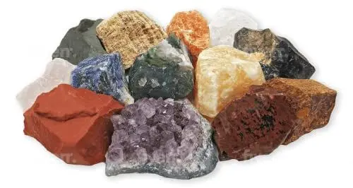 Produktbild: Mineralien Set mit Bonus Amethyst Kristall | 12 ausgesuchte Rohsteine plus Amethyst-Stück für Mineraliensammler und Edelstein-Liebhaber | Geschenk, Beigabe Give-away, Schatzsuche Dekoration