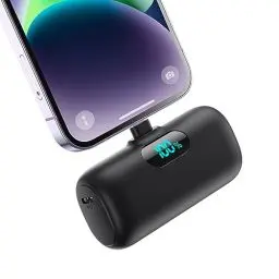 Produktbild: Mini Power Bank für iPhone 5000mAh, Upgrade 15W PD 3.0A Schnellladung, Leicht-Kompakt Powerbank LCD Display Akkupack Kompatibel mit iPhone 14/14 Pro Max/13/13 Pro Max/12/12 Pro/11/XR/X/8/7/6 und mehr