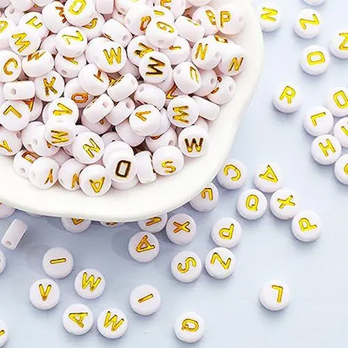 Produktbild: MiuCo Gold Buchstabenperlen zum Auffädeln, 1600 Stück Buchstaben Perlen für Armbänder und Gummiband, Perlen Buchstaben Zum Armband Bastelset, MiuCo Buchstaben Perlen Set mit Kasten