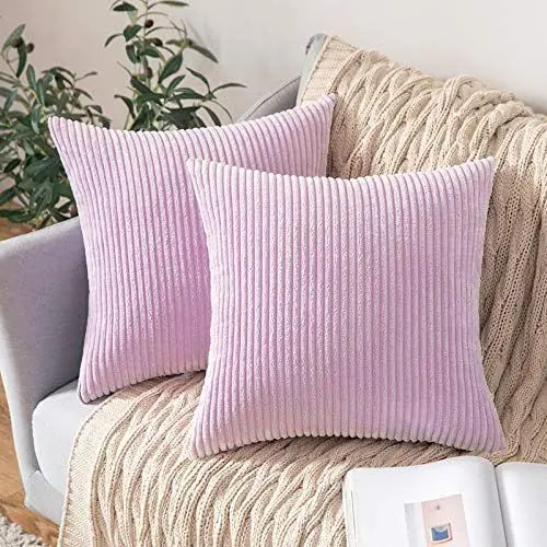 Produktbild: MIULEE 2er Set Kissenbezüge Kord Kissenhülle Dekorative Kissenbezug Sofakissen Couchkissen Dekokissen Zierkissenbezug Deko Kissenhülle mit Verstecktem Reißverschluss 45x45 cm Violett