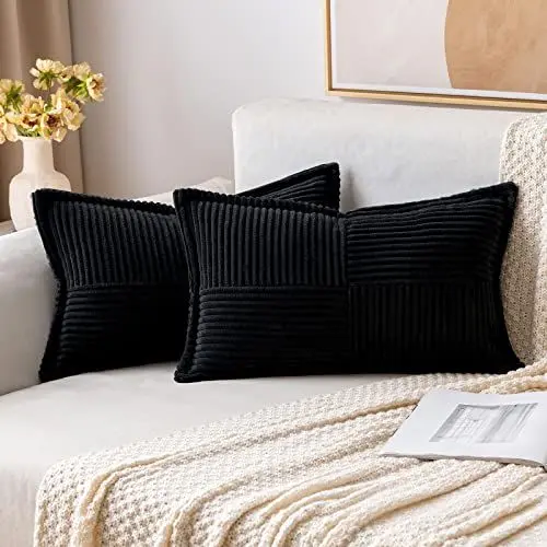 Produktbild: MIULEE 2er Set Kordsamt Kissenbezüge Samtkissen Weich Dekokissen Dekorativ Kissenbezug Modern Kissenhülle Sofakissen Zierkissen Couchkissen für Wohnzimmer Schlafzimmer Schwarz 40x60 cm