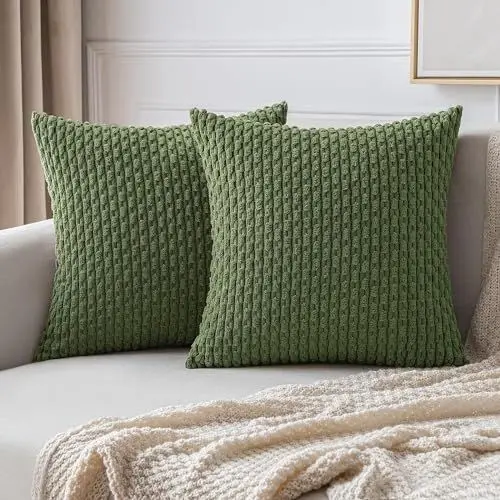 Produktbild: MIULEE Kordsamt Kissenbezug Kissenbezüge Dekorative Kissenhülle Moderne Sofakissen Dekokissen Couchkissen Zierkissen Weicher für Sofa Wohnzimmer Schlafzimmer 2er Set 50x50 cm Matcha Grün