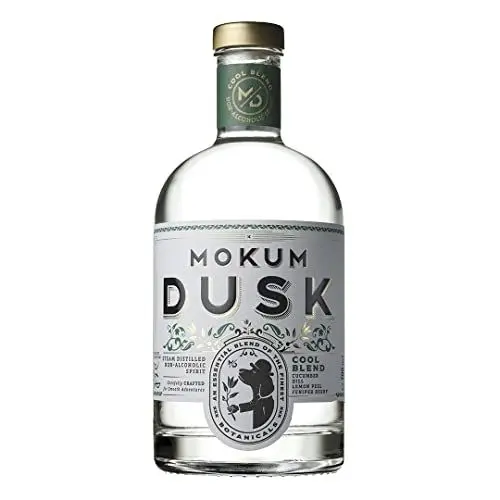 Produktbild: Mokum Dusk Gin Alkoholfrei - 0.0% Kühler Mischung- Erfrischend Alkoholfreie Destillat Alternative - Vegan Alkoholfreier Gin mit Natürliche Pflanzenstoffe - 700ml