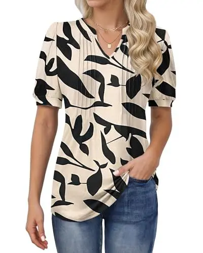 Produktbild: MOLERANI T-Shirts für Damen - Bluse Kurzarm Oberteile Soft V-Ausschnitt T-Shirt Plissee Tops mit Puffärmel Loose Casual Sommer Tops Aprikose Schwarzblatt M