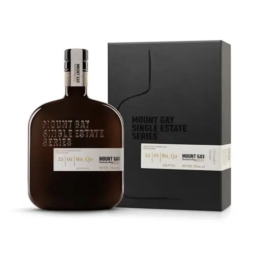 Produktbild: Mount Gay Single Estate Series Nr.1 – Hochwertiger, limitierter karibischer Rum von der Insel Barbados zu 100% aus Estate-eigener Melasse in der Geschenkpackung mit 55% vol. (1 x 0,7 l)