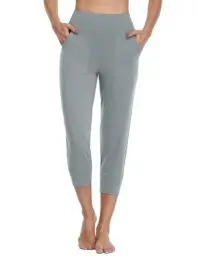 Produktbild: MOVE BEYOND Butterweiche Jogginghose Damen 3/4 Trainingshose Yoga Hose Sommer Capri Sporthose Hoher Bund, Hellgrau, XXL