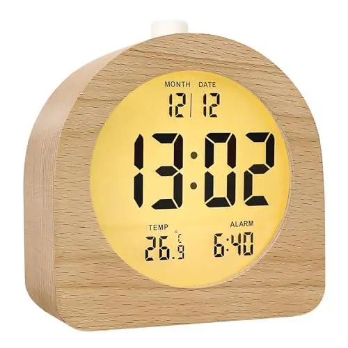 Produktbild: muenfly Wecker Digital Holz, Uhr mit Temperaturanzeige LED Tischuhr Batteriebetriebe Alarm Clock Snooze für Schlafzimmer, Büro (3×AAA-Batterie erforderlich)