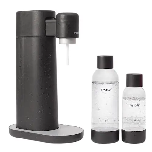 Produktbild: Mysoda: Toby Set - Wassersprudler aus erneuerbarem Holzkomposit Material mit 1L und 0,5L Quick-Lock BPA-frei Plastikflasche (ohne CO2-Zylinder) - Schwarz