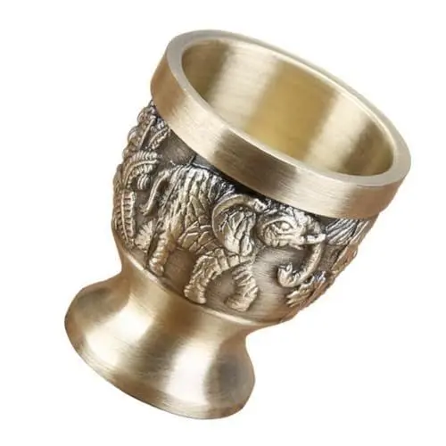 Produktbild: NAMOARLY Vintage Ornamente Tasse Weinkelch Mini Weinglas Rose Gravierte Schnapsglas Zinklegierung Für Whisky
