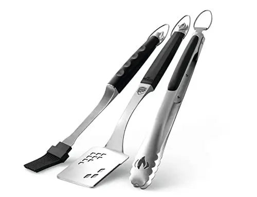 Produktbild: Napoleon Accessory 70036 - Executive 3-teiliges Werkzeugset - Premium BBQ Grill Toolset, Edelstahlguss, ergonomische Griffe, hitzefester Gummigriff, inkl. Zange, Multifunktionsspachtel, Backpinsel