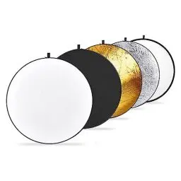 Produktbild: NEEWER 110cm Lichtreflektor Diffusor 5 in 1 Faltbare Multi Disc mit Tasche - Durchscheinend, Silber, Gold, Weiß und Schwarz, Fotoreflektor für Studio Fotografie Beleuchtung im Freien, RF-110