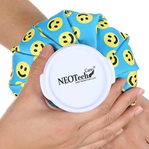 Produktbild: NEOtech Care Eisbeutel - Kühlbeutel mit Schraubdeckel - wiederverwendbarer, nachfüllbarer Beutel - Lächelt - 12 cm