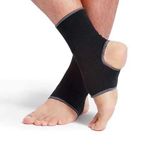 Produktbild: NEOtech Care Sprunggelenkbandage - Elastisches & Atmungsaktives - Mittlere Kompression (Schwarz, 1 Paar, Größe S)