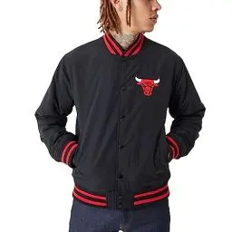 Produktbild: New Era - NBA Chicago Bulls Team Script Bomber Jacke Farbe Schwarz, Größe L