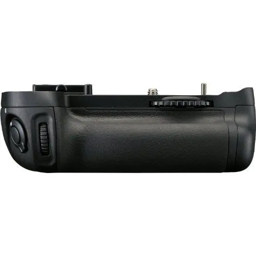 Produktbild: Nikon MB-D15 Multifunktions-Batteriegriff für D7100 SLR-Digitalkamera