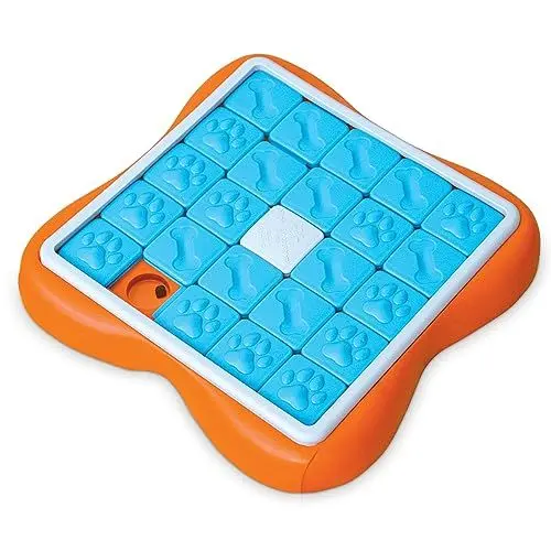 Produktbild: Outward Hound Nina Ottosson Hundespielzeug Intelligenz - Stufe 3 Fortgeschrittene, Leckerli-Spender, Beschäftigung & Intelligenzspielzeug für Hunde & Welpen, bei Langeweile & mentaler Stimulation