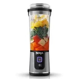 Produktbild: Ninja Blast Tragbarer Mixer / Blender / Smoothie Maker, 530ml Becher, Auslaufsicherer Deckel, Leistungsstarker Mini Standmixer, Kabellos & Wiederaufladbar, Zerkleinert Eis & Obst, Schwarz, BC151EUBK