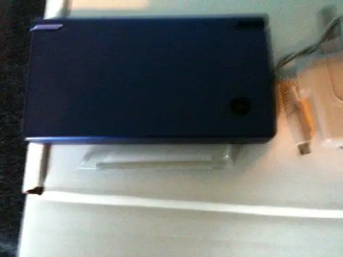 Produktbild: Nintendo DSi - Konsole, metallic blau (UK Import)