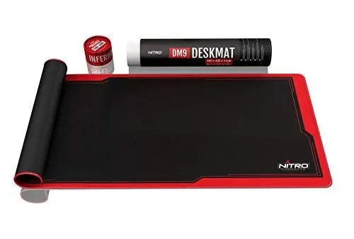 Produktbild: NITRO CONCEPTS DM9 - Gaming Mauspad XXL 900x400 Millimeter Fransen Freie Ränder Microfaser Großes Mauspad Non Slip Mousepad Gaming - Schwarz/Rot
