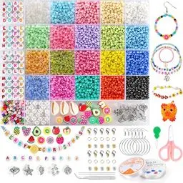 Produktbild: NORSHY Perlen zum Auffädeln Rocailles Armbänder-Set - 9500 Stücke 3mm Glasperlen, Bunte Diy Armband Ketten Halsketten Schmuck Beads, Buchstaben Mini Perlen zum Kinde Selber Machen