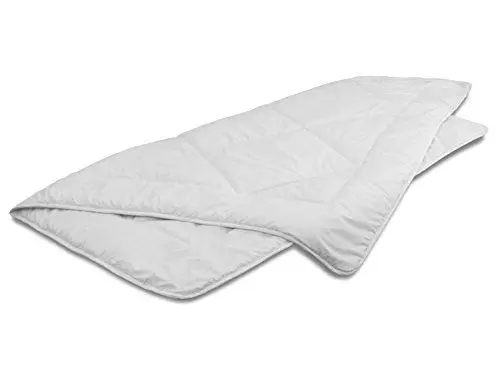 Produktbild: npluseins erstklassiges Steppbett für erholsamen und gesunden Schlaf - erhältlich als Ganzjahresbettdecke in 3 verschiedenen Größen, 135 x 200 cm