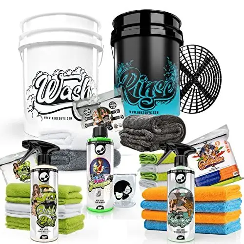 Produktbild: Nuke Guys professionelles Auto Wasch Set für die optimale Handwäsche: 2x 5GAL Wascheimer mit Schmutzeinsatz - Autoshampoo - Innenreiniger - Quick Detailer - passende Mikrofasern XXL Starterset