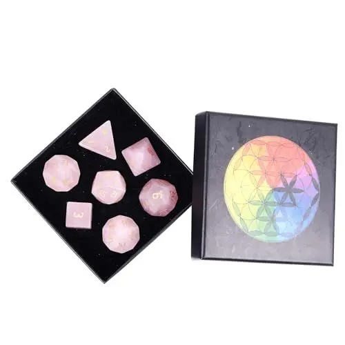 Produktbild: Nupuyai Rosenquarz Stein Polyedrische Würfel Edelsteine Set, 7 Stück Heilsteine Set Tischspiele für Dungeon and Dragons Würfel DND RPG MTG Würfelspiel Geschenk