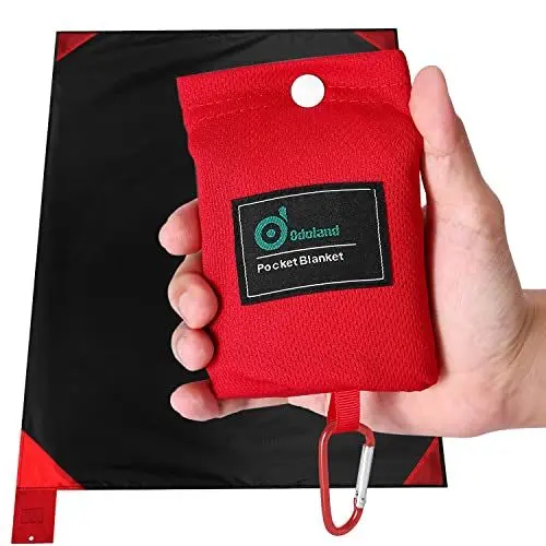 Produktbild: Odoland Picknickdecke 110 x 160 cm Stranddecke Sandabweisende Tragbare Camingmatte Ultraleicht Kompakt Strandtuch für BBQ, Strand, Reisen, Camping und Picknick