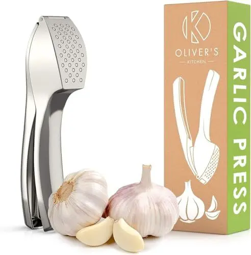Produktbild: Oliver's Kitchen ® Premium Knoblauchpresse - Handlich & Leicht zu Reinigen - Zerkleinert Knoblauch & Ingwer Mühelos (Kein Schälen Nötig) - Extra Stark & Strapazierfähig