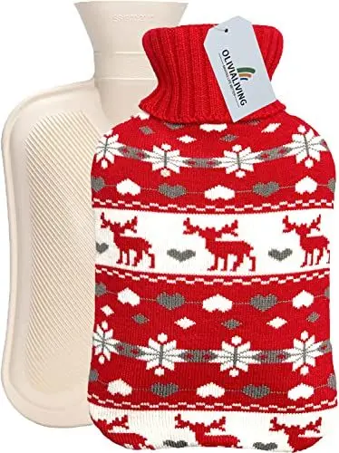 Produktbild: OliviaLiving Wärmflasche mit Strickbezug – ideal für Krämpfe, Schmerzlinderung und gemütliche Nächte – Wasserheizkissen – Füße und Bettwärmer für Erwachsene, nordische Rentier