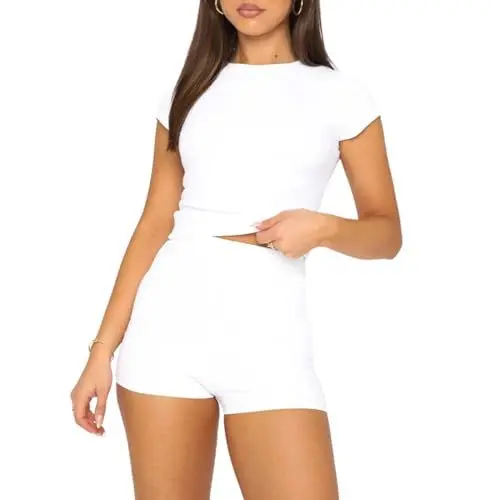 Produktbild: OOHOKAY Damen Zweiteiler Basic T-Shirt und Shorts Set Klassischer Kurzarm Slim Fit Top Y2K Crop Tops Sport Sommer Casual Kurz Pyjama Hausanzug Streetwearsuit(Weiß T1,L)