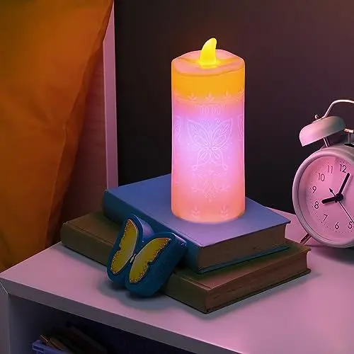 Produktbild: Paladone Disney Encanto Kerzenlicht mit Schmetterling Fernbedienung | Magische Farbwechsel-Lichtdekoration | Betrieben mit 5X AAA Batterien, One Size