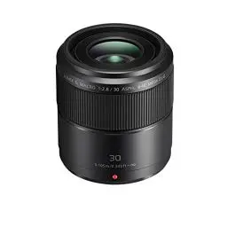 Produktbild: Panasonic H-HS030E LUMIX G Makro 30 mm F2.8 ASPH.Objektiv (O.I.S. Bildstabilisator, Bildwinkel 40°, Filtergröße 46 mm) schwarz