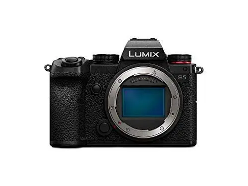 Produktbild: Panasonic LUMIX S DC-S5 Vollformatkamera (4K, L-Mount Bajonett, 24,2 Megapixel Sensor, V-Log, staub- und spritzwassergeschützt), schwarz