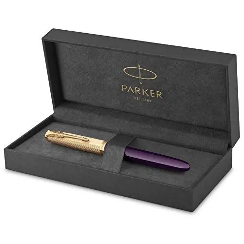 Produktbild: Parker 51 Füller | Luxuriöser Pflaumenblauer Schaft mit Goldzierteilen | Federstärke F in 18k Gold mit schwarzer Tintenpatrone | Geschenkbox
