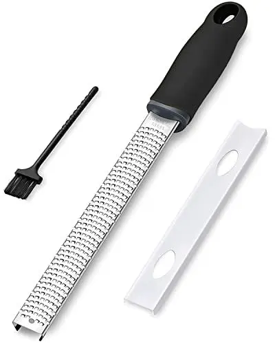 Produktbild: Parmesanreibe Käsereibe Zitronenreibe Edelstahl Reibe mit Rasiermesser-Scharfe Klinge, Fein Zester Reibe Knoblauchreibe Ingwerreibe Muskatreibe Raspel Küchenreibe für Käse Zitronen Spülmaschinenfest