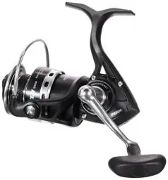 Produktbild: PENN Pursuit IV Spinning, Angelrolle, Spinnrollen, Meer - Küstenangeln, Spinnfischen, Jig, Köderrolle für Allroundeinsatz, Boot, Kajak, Ufer, Unisex, Schwarz Silber, 3000