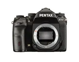 Produktbild: PENTAX K-1 Mark II Digitale Spiegelreflexkamera: 36,4 MP hochauflösende KB-Vollformat Digitalkamera, 5 Achsen, 5-stufige Bildstabilisation (Shake Reduction II) Wetterfeste Konstruktion Staubdicht