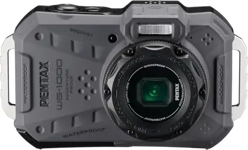 Produktbild: PENTAX WG-1000 (Grau), wasserdichte Digitale Kompaktkamera, konzipiert für gelegentliche Outdoor- und Unterwasserfotografie, wasserdicht bis zu Einer Tiefe von 15 Metern (bis zu Einer Stunde)