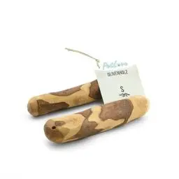 Produktbild: PetLove Olivenholz für Hunde mit Lachsöl • Kauholz als Hundespielzeug • Imprägnierter Kaustab • Lange Beschäftigung, Zahnpflege & Kauspaß • Größe: S (60-99g) • Für Welpen • 2er Pack