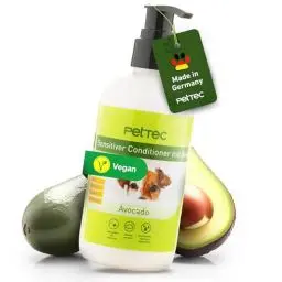 Produktbild: PetTec® - Conditioner für Hunde mit Avocadoöl Essenz 250ml Pumpflasche -Hundeconditioner pH neutral (7) für alle Hunderassen - Fellpflege Hund Paraben-, Silikon- & Duftstofffrei - Spülung Fell vegan