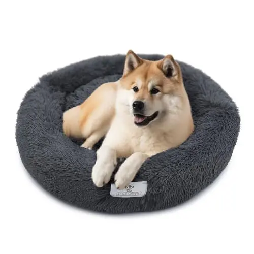 Produktbild: pfoten&nasen® Wolke 7 Hundebett (Dunkelgrau, XS - 55cm) – Flauschiges Donut-Hundekissen für mittelgroße Hunde – Waschbares, Weiches Rundbett – Kuscheliges Hundesofa & Komfort-Schlafplatz