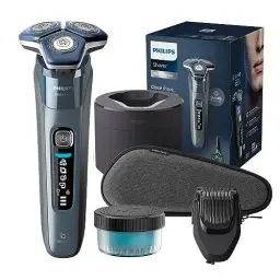 Produktbild: PHILIPS Shaver S7000 – Elektrischer Nass-& Trockenrasierer in Eisblau mit 1 x integrierten ausklappbaren Trimmer, Barttrimmer-Aufsatz, Reinigungsstation, Reiseetui & Ladestation (Modell S7882/54)