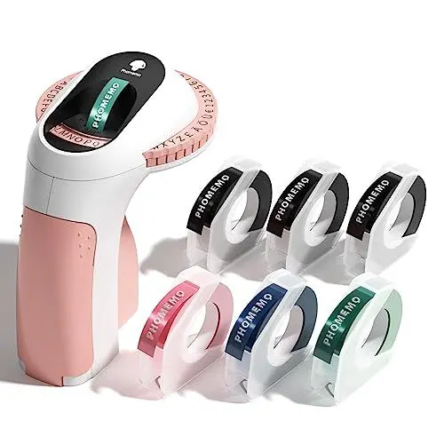 Produktbild: Phomemo Embossing Label Maker mit 6 Bändern, Tragbarer 3D Mini Beschriftungsgerät, DIY für Haus, Büro, Schule, Geschenk-organisation (Rosa Etikettenprägegerät mit £ € Ä Ö Ü)