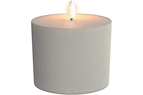 Produktbild: Piffany Copenhagen UYUNI Lighting LED-Kerze mit patentierter flackernder Flamme, elegantes und minimalistisches Design mit Echtwachsbasis, Wachs , ivory pillar, 7,8 x 12,9 cm, UL-PI-IV78010