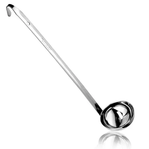 Produktbild: Pleafind 1p Suppenkellel, 4 Oz Edelstahl Schöpflöffel mit Haken, Aufhängbar, Antihaft und Leicht zu Reinigen, Kann als Schöpfkelle, Soßenlöffel, Rührlöffel verwendet werden