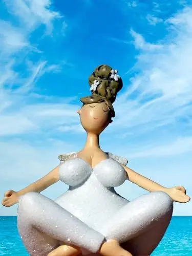 Produktbild: Pommerntraum ® | Yogafigur Dekofigur Dicker Schutz-Engel Engel Rubensengel Rubensfigur Nana Mollyengel beim Yoga Pilates (Yoga-Engel)