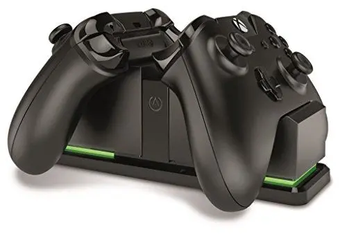 Produktbild: PowerA Officially Licensed Mains Powered Charging Station (Xbox One)